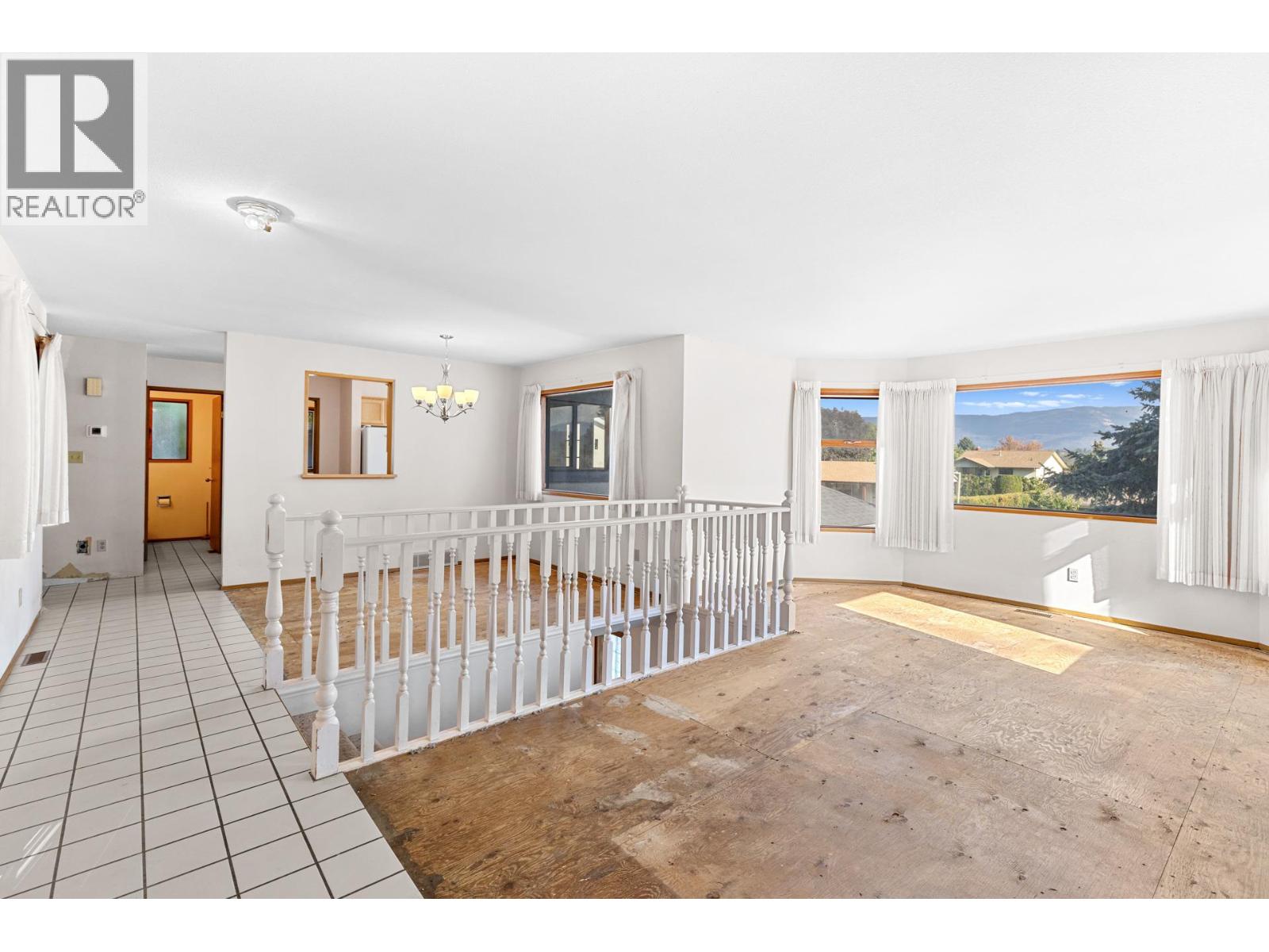 320 Moubray Road, Kelowna, British Columbia  V1V 1R5 - Photo 19 - 10366608