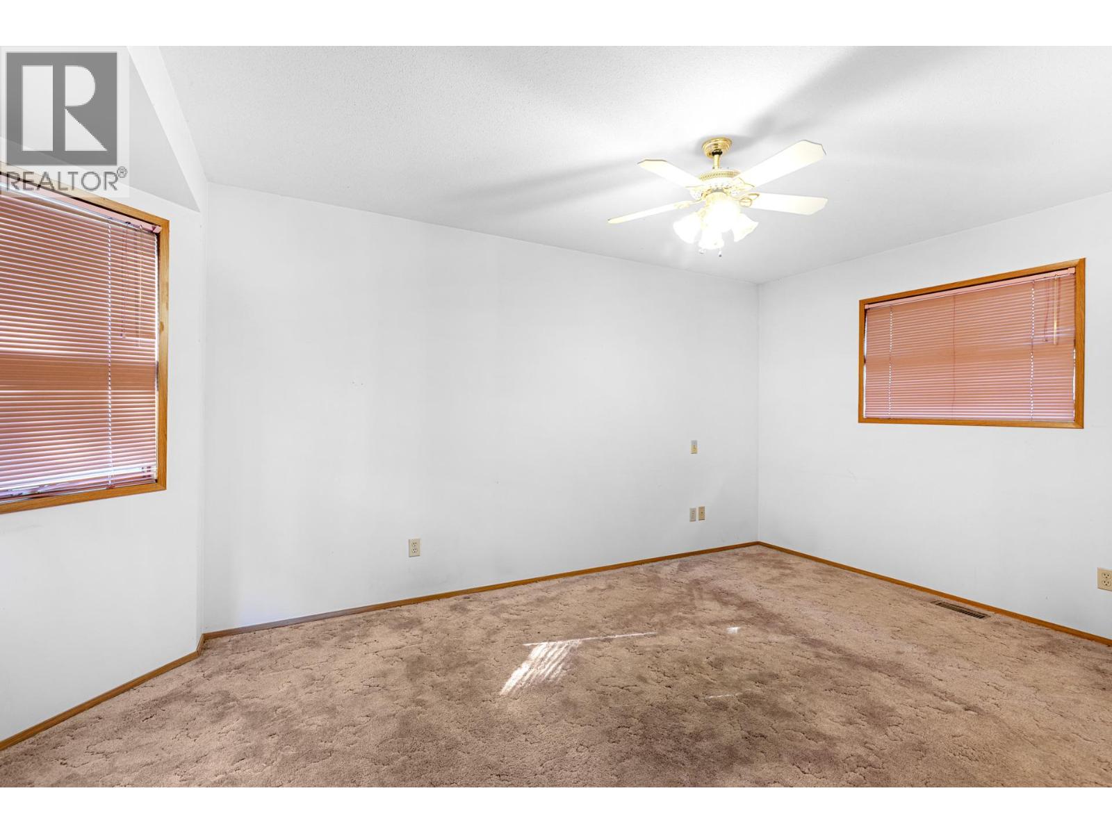 320 Moubray Road, Kelowna, British Columbia  V1V 1R5 - Photo 38 - 10366608