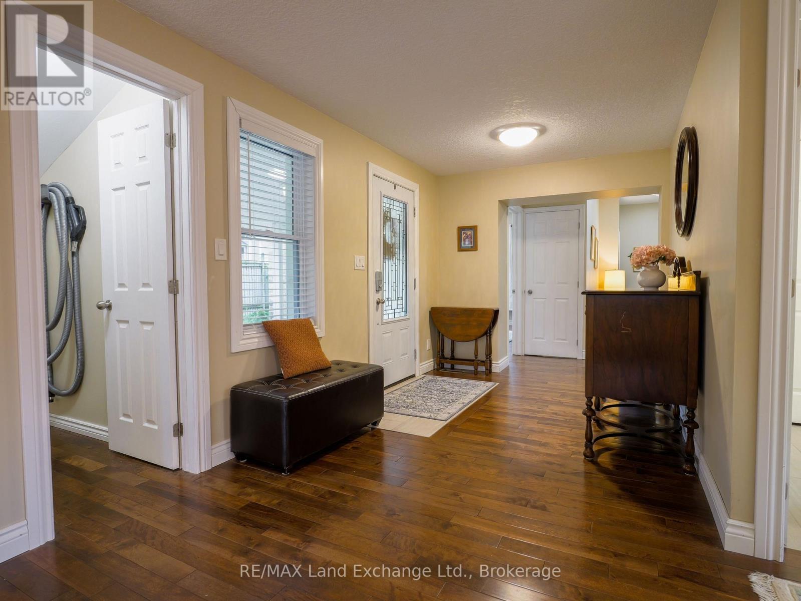 749 Mill Street, Saugeen Shores, Ontario  N0H 2C4 - Photo 14 - X12478454