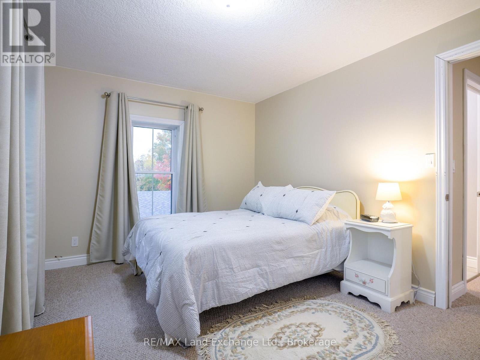 749 Mill Street, Saugeen Shores, Ontario  N0H 2C4 - Photo 20 - X12478454