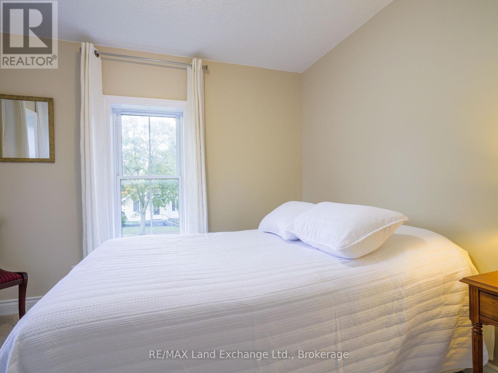 749 Mill Street, Saugeen Shores, Ontario  N0H 2C4 - Photo 23 - X12478454
