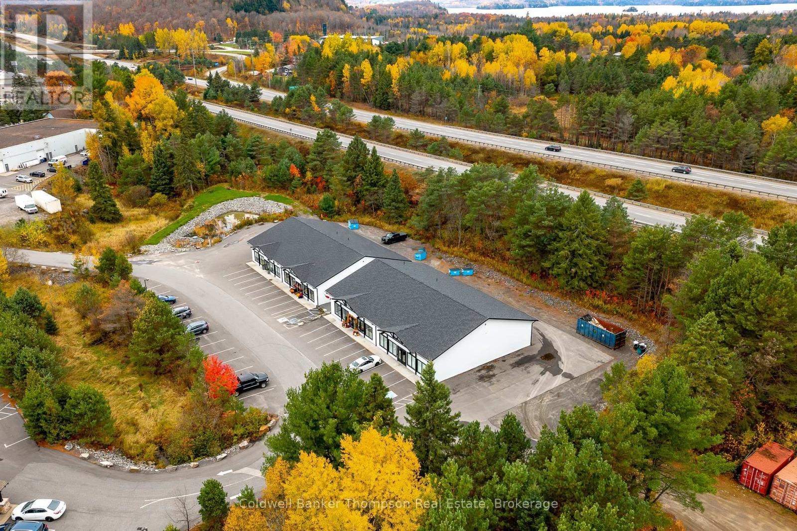 2 - 17 Northland Lane, Huntsville, Ontario  P1H 1M4 - Photo 1 - X12478467