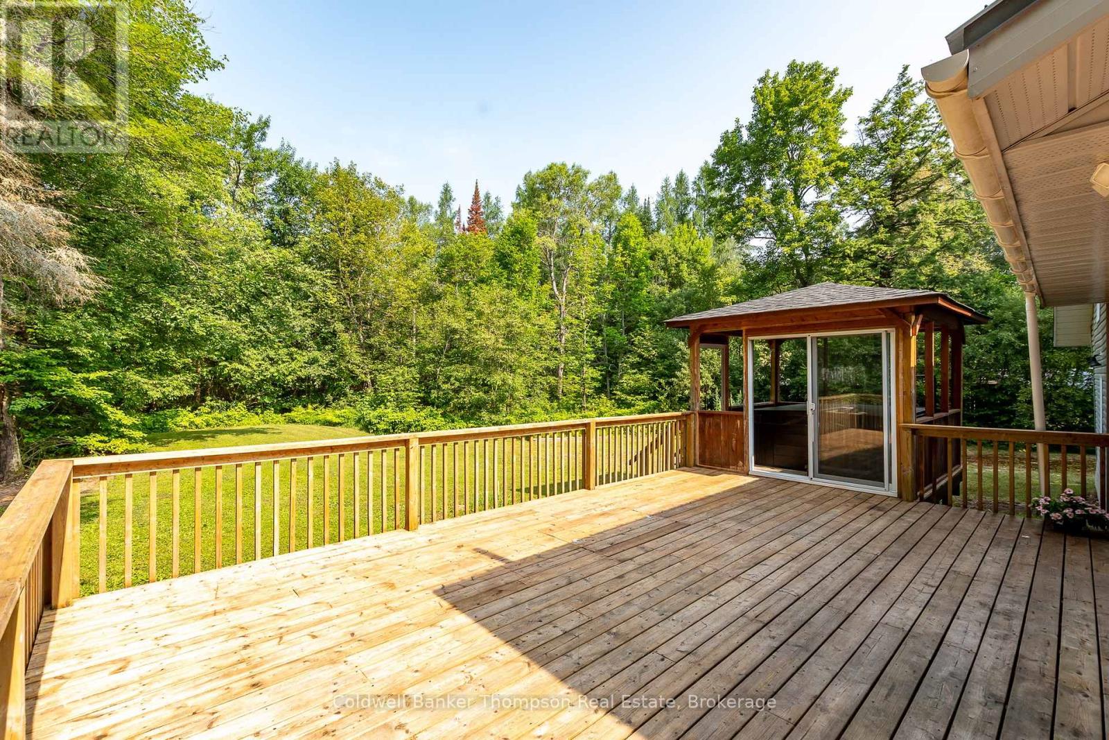 1980 Lone Pine Drive, Huntsville, Ontario  P0B 1L0 - Photo 30 - X12478513