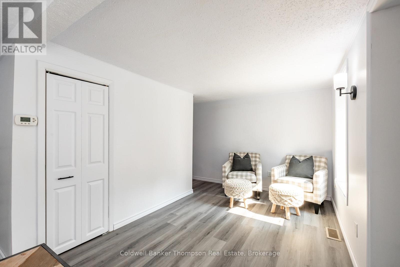 1980 Lone Pine Drive, Huntsville, Ontario  P0B 1L0 - Photo 7 - X12478513