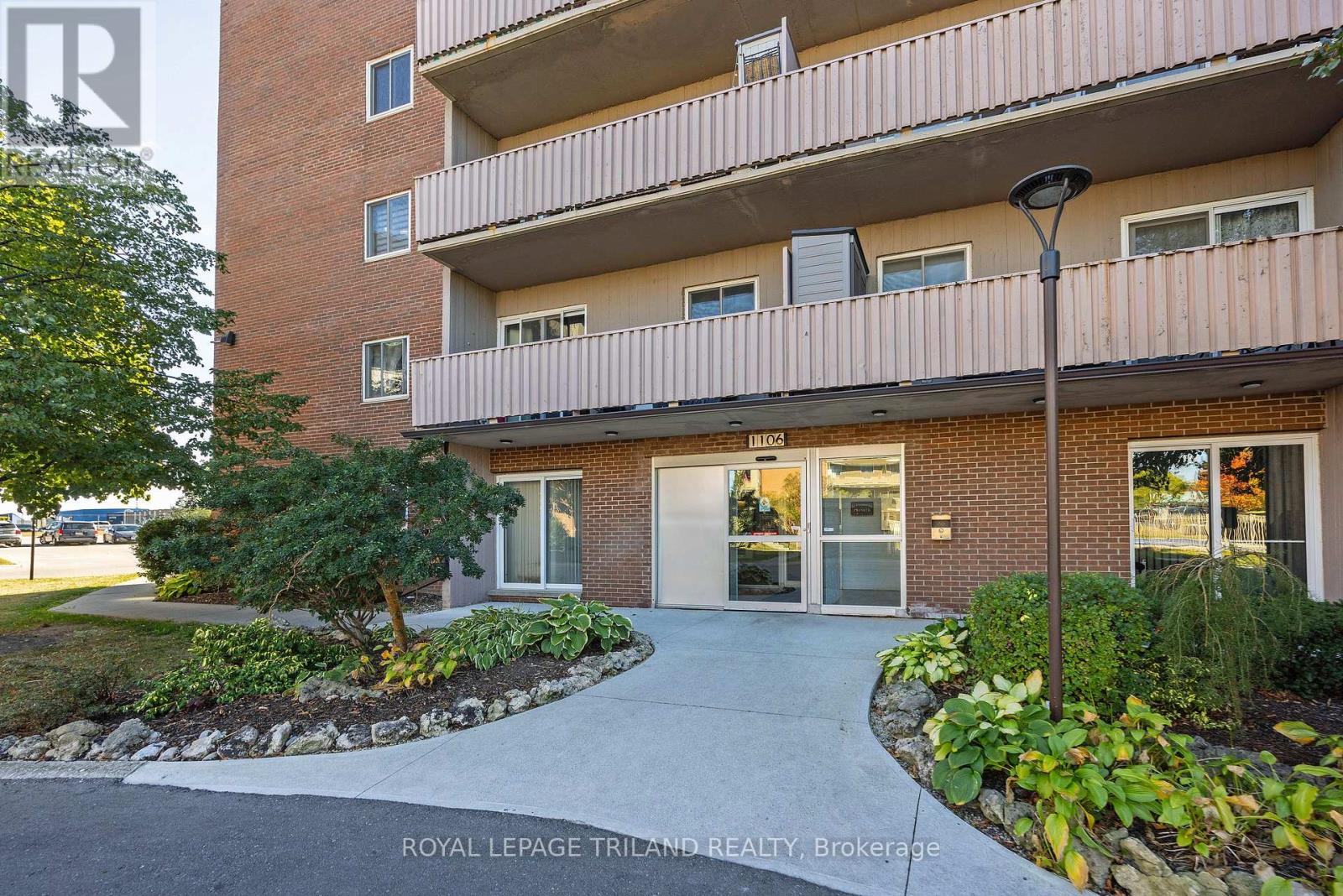 505 - 1106 Jalna Boulevard, London South (South X), Ontario  N6E 2R9 - Photo 3 - X12478514