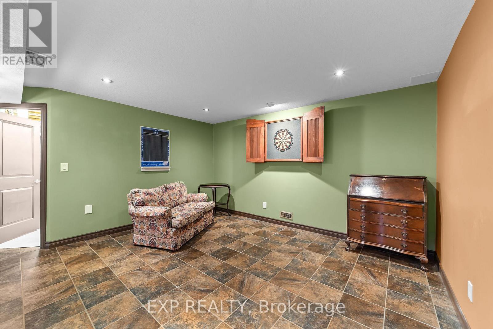2137 Jack Nash Drive, London South (South A), Ontario  N6K 5R1 - Photo 25 - X12478519