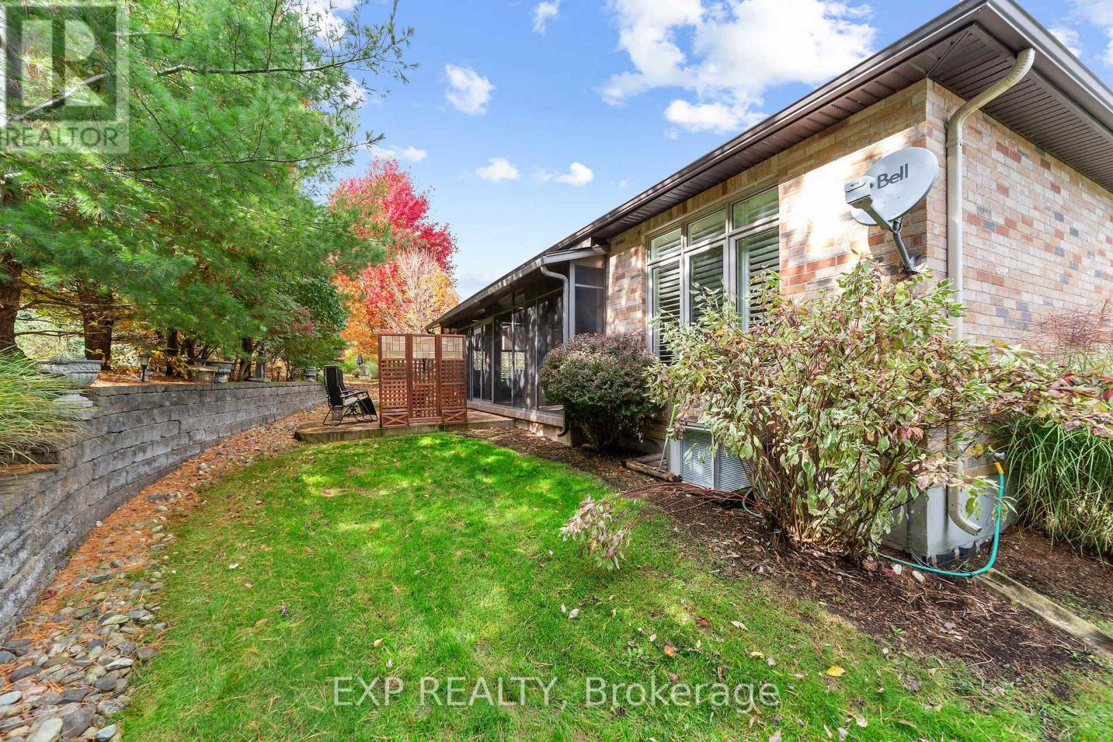 2137 Jack Nash Drive, London South (South A), Ontario  N6K 5R1 - Photo 33 - X12478519