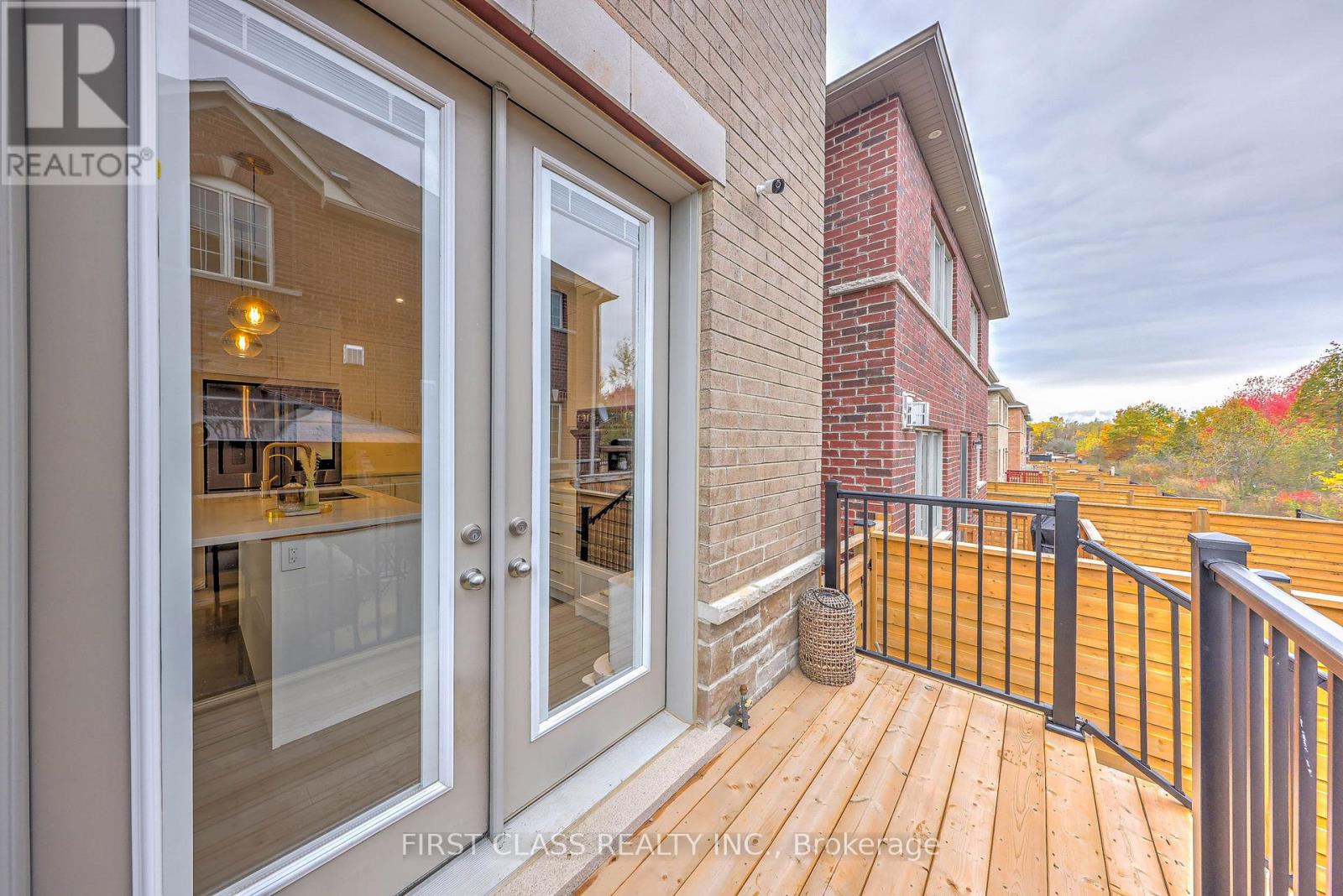144 Byers Pond Way, Whitchurch-Stouffville, Ontario  L4A 4X3 - Photo 45 - N12474190