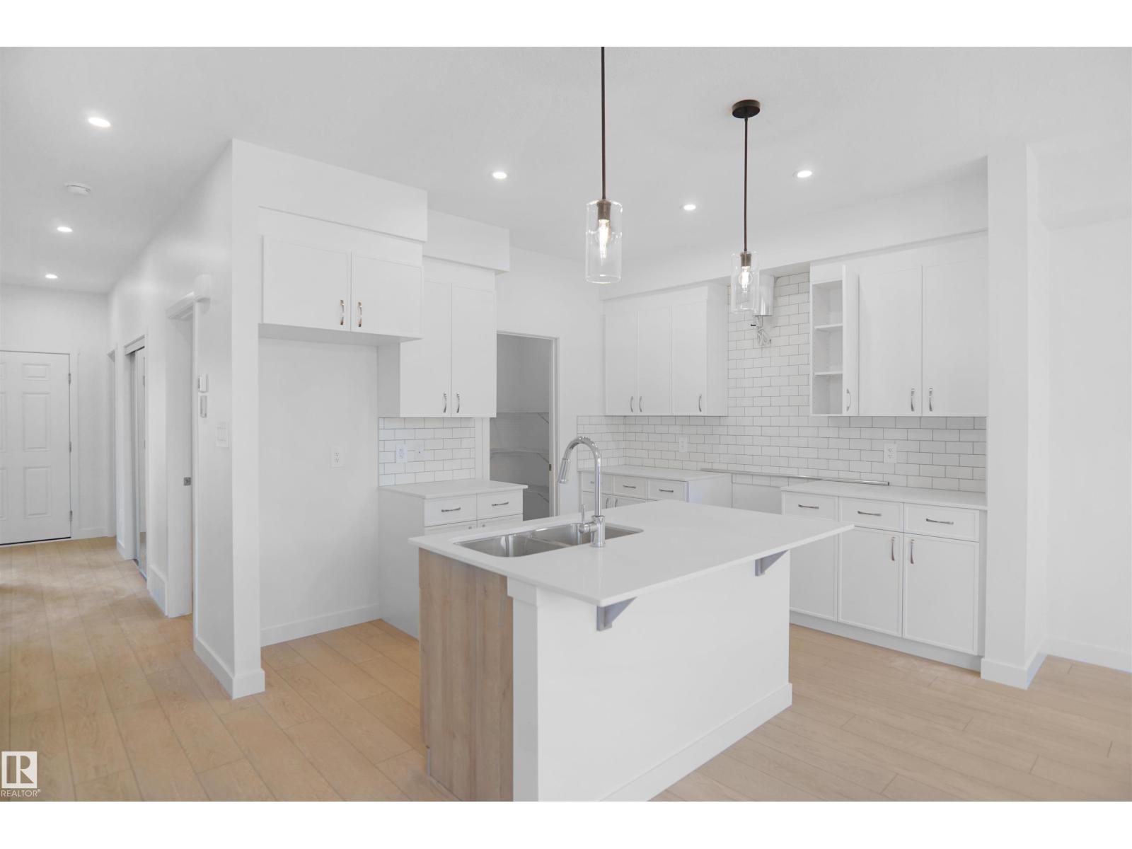 8460 183 Av Nw, Edmonton, Alberta  T5Z 0X2 - Photo 12 - E4463194