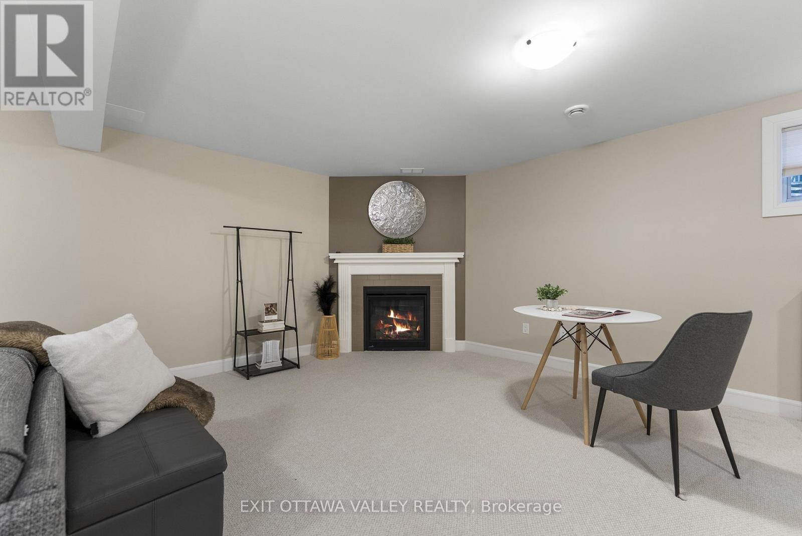 54 Chad Street, Petawawa, Ontario  K8H 0G8 - Photo 21 - X12478523