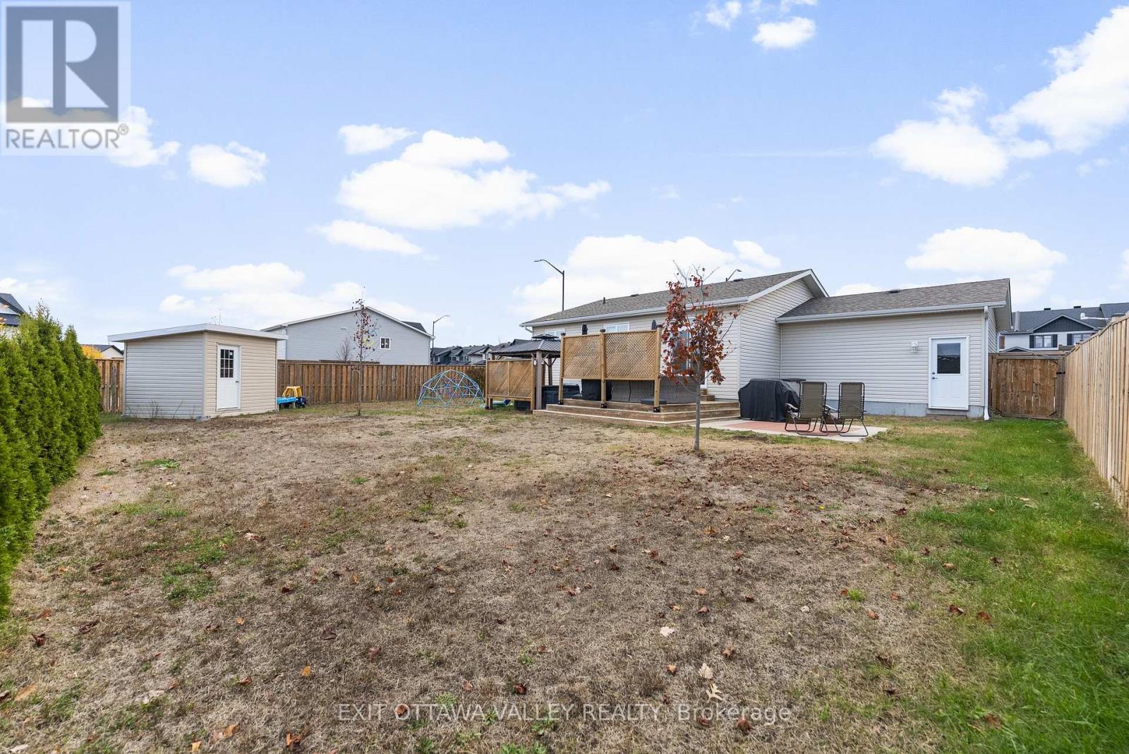 54 Chad Street, Petawawa, Ontario  K8H 0G8 - Photo 27 - X12478523