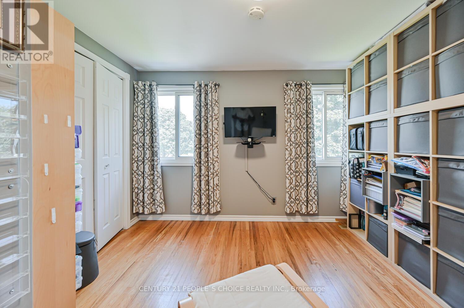 2 Fontaine Court, Brampton (Southgate), Ontario  L6T 3J2 - Photo 28 - W12418679