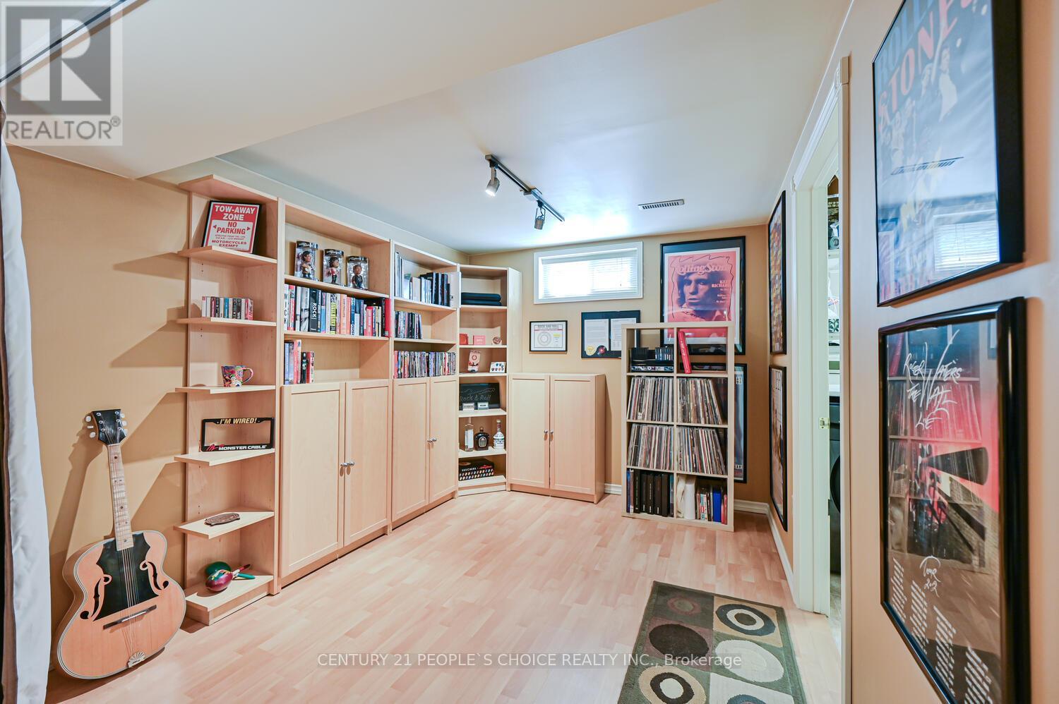 2 Fontaine Court, Brampton (Southgate), Ontario  L6T 3J2 - Photo 42 - W12418679