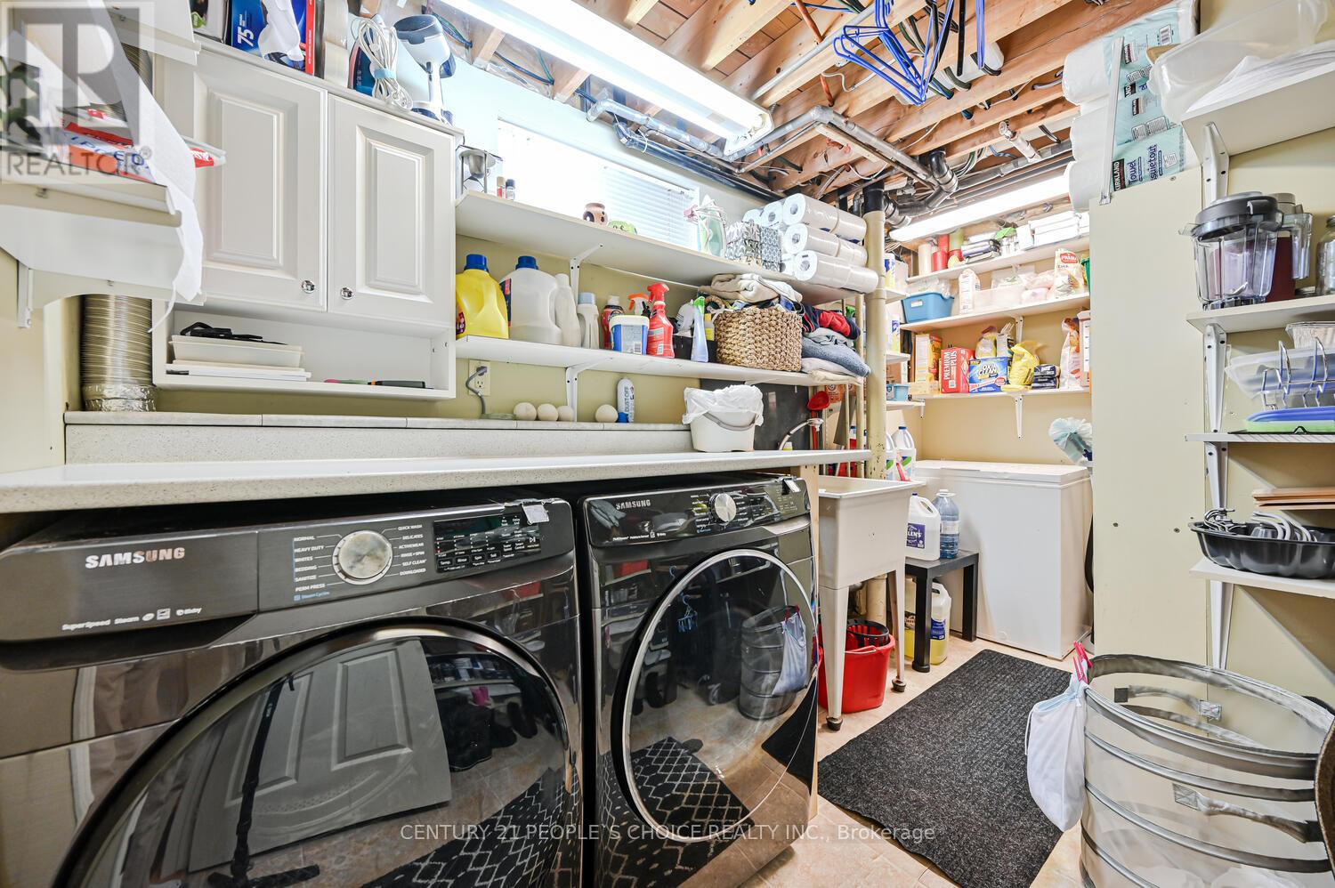 2 Fontaine Court, Brampton (Southgate), Ontario  L6T 3J2 - Photo 44 - W12418679