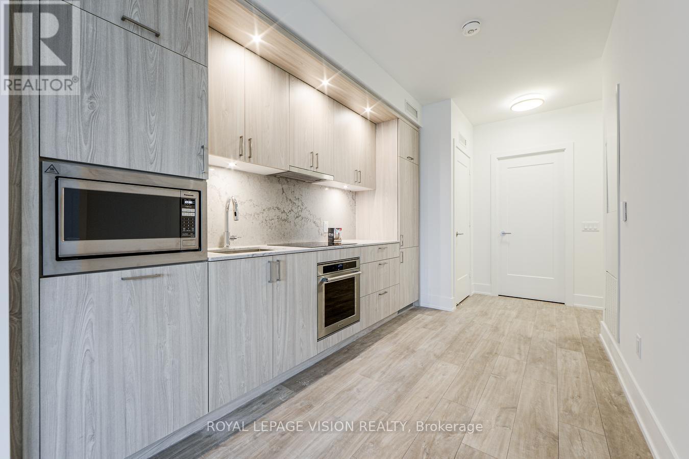 230 - 259 The Kingsway, Toronto (Edenbridge-Humber Valley), Ontario  M9A 0G2 - Photo 12 - W12426681