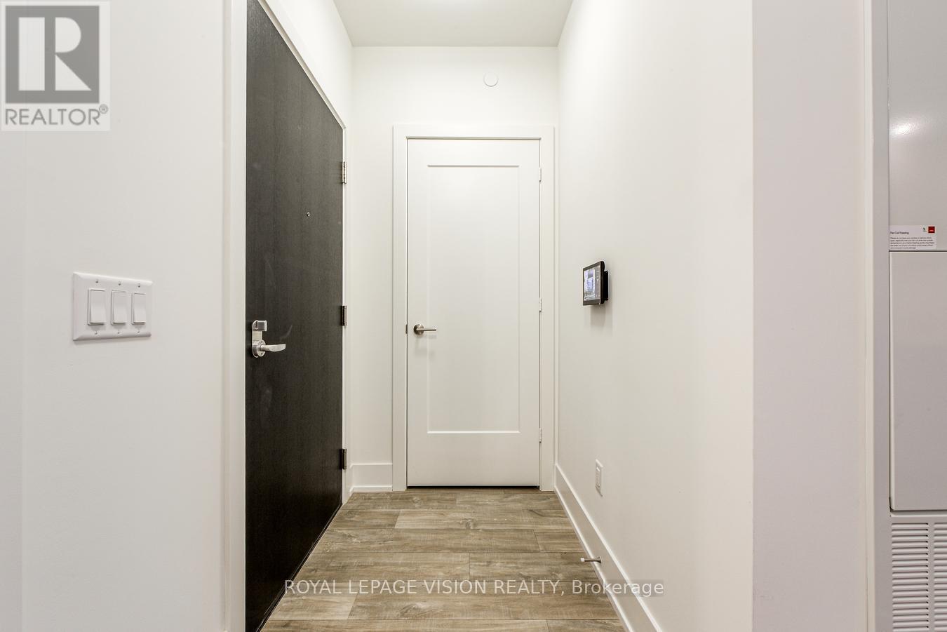 230 - 259 The Kingsway, Toronto (Edenbridge-Humber Valley), Ontario  M9A 0G2 - Photo 8 - W12426681