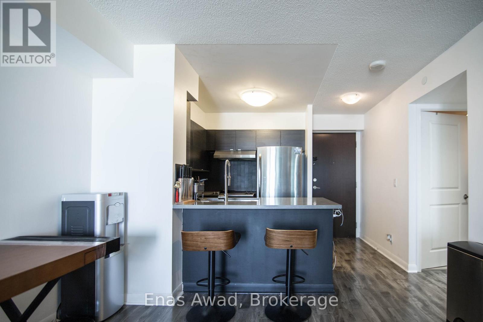 2208 - 215 Sherway Gardens Road, Toronto (Islington-City Centre West), Ontario  M9C 0A4 - Photo 2 - W12478444