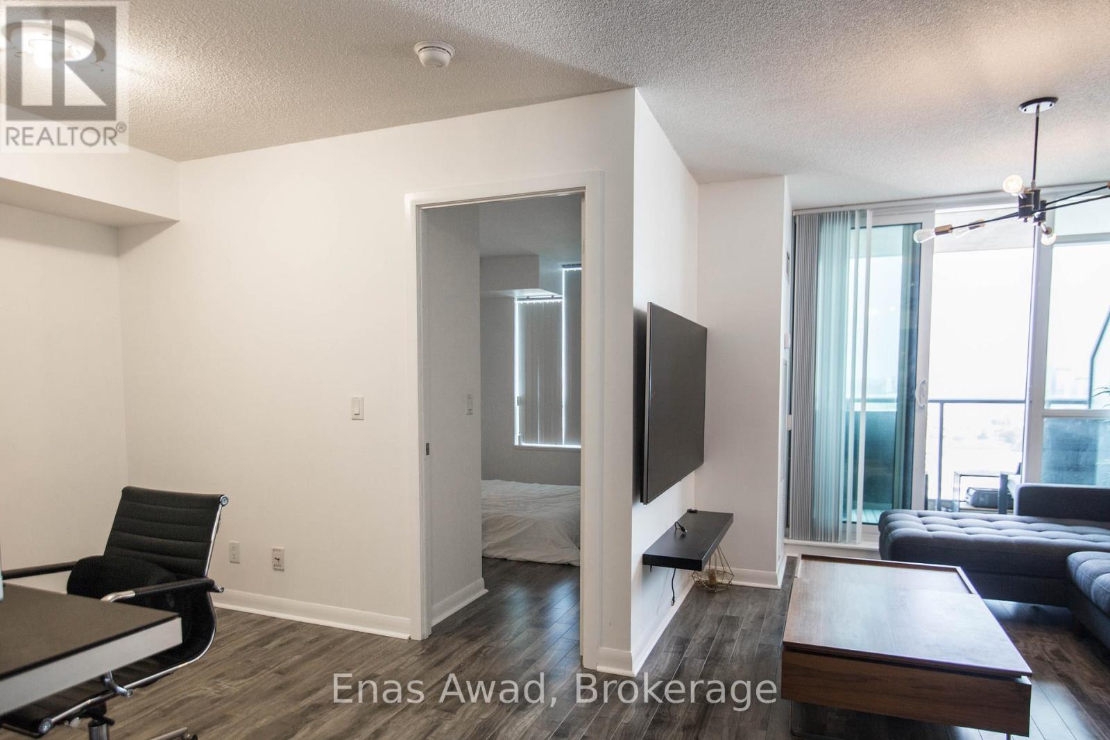 2208 - 215 Sherway Gardens Road, Toronto (Islington-City Centre West), Ontario  M9C 0A4 - Photo 5 - W12478444
