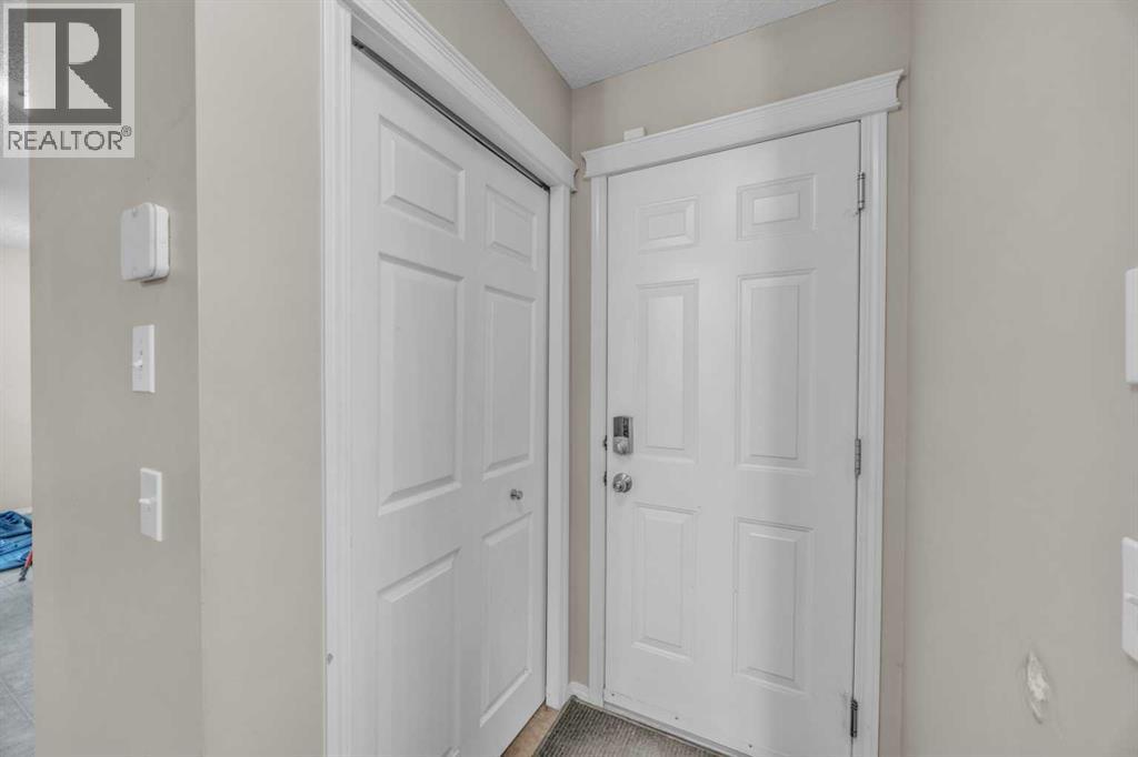 814 Copperfield Boulevard Se, Calgary, Alberta  T2Z 4R7 - Photo 12 - A2266120
