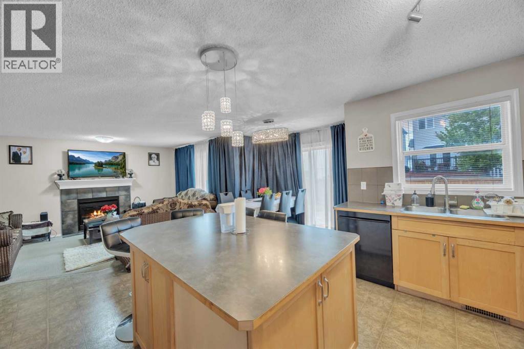 814 Copperfield Boulevard Se, Calgary, Alberta  T2Z 4R7 - Photo 17 - A2266120