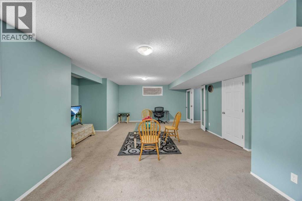 814 Copperfield Boulevard Se, Calgary, Alberta  T2Z 4R7 - Photo 35 - A2266120