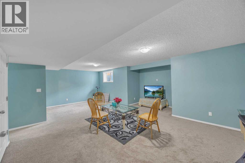 814 Copperfield Boulevard Se, Calgary, Alberta  T2Z 4R7 - Photo 37 - A2266120