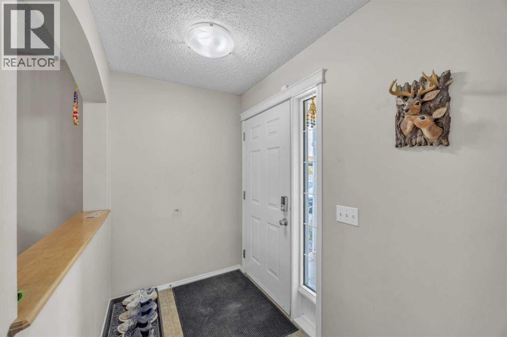 814 Copperfield Boulevard Se, Calgary, Alberta  T2Z 4R7 - Photo 9 - A2266120