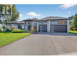 525 LEIMERK COURT, Ottawa, Ontario