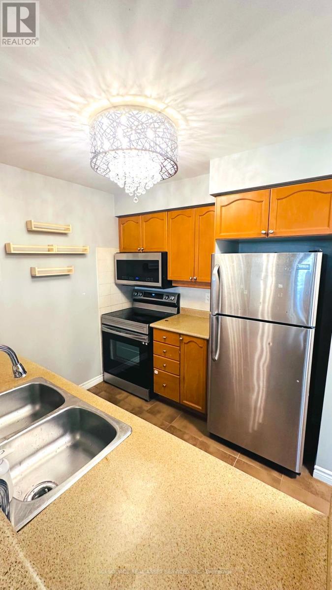 2717 - 700 Humberwood Boulevard, Toronto, Ontario  M9W 7J4 - Photo 4 - W12458328