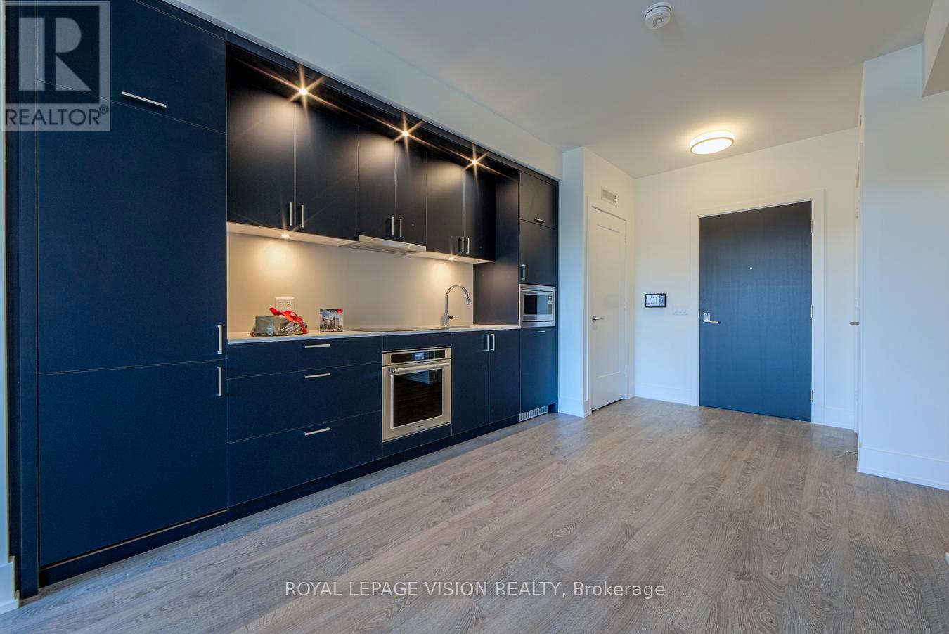 412 - 259 The Kingsway, Toronto, Ontario  M9A 0G2 - Photo 14 - W12477552