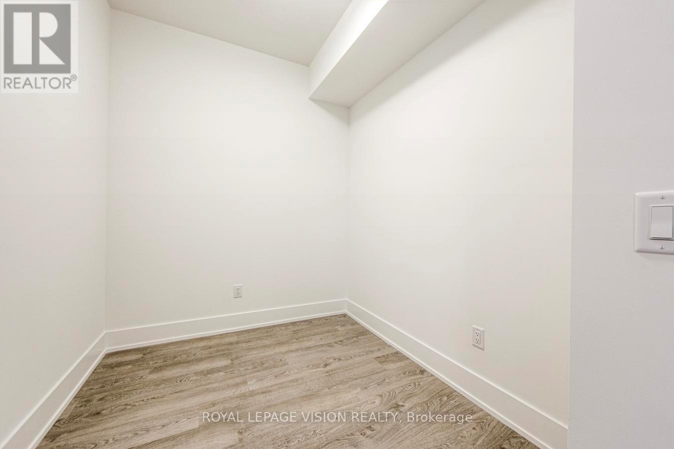 412 - 259 The Kingsway, Toronto, Ontario  M9A 0G2 - Photo 25 - W12477552