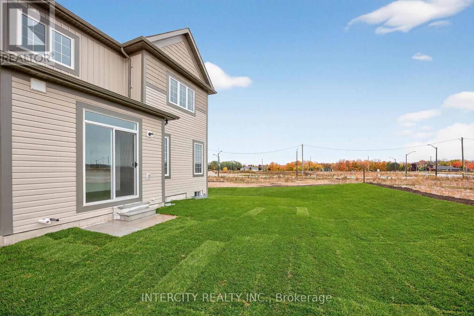 23 Avalon Drive, Wasaga Beach, Ontario  L9R 0M2 - Photo 39 - S12389574