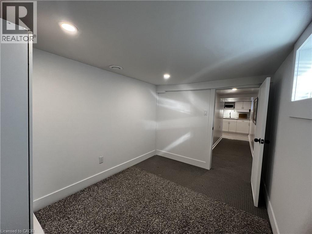 4424 Sixth Avenue Unit# Bsmt, Niagara Falls, Ontario  L2E 4T1 - Photo 2 - 40781729