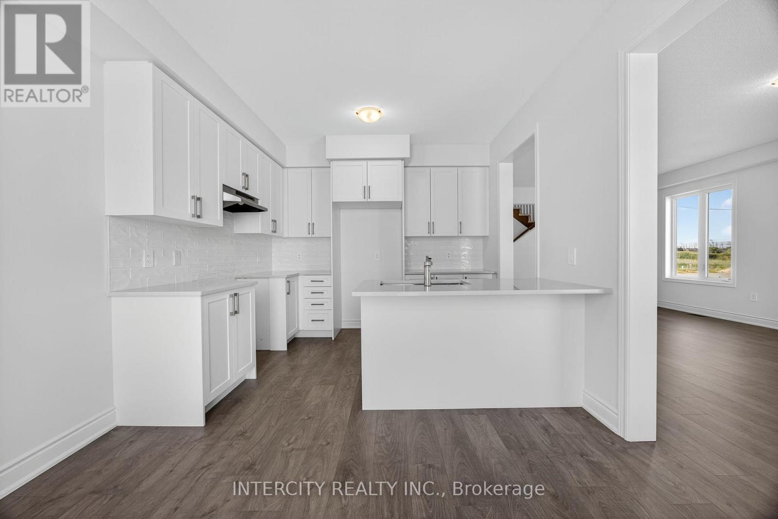 23 Avalon Drive, Wasaga Beach, Ontario  L9R 0M2 - Photo 19 - S12389574