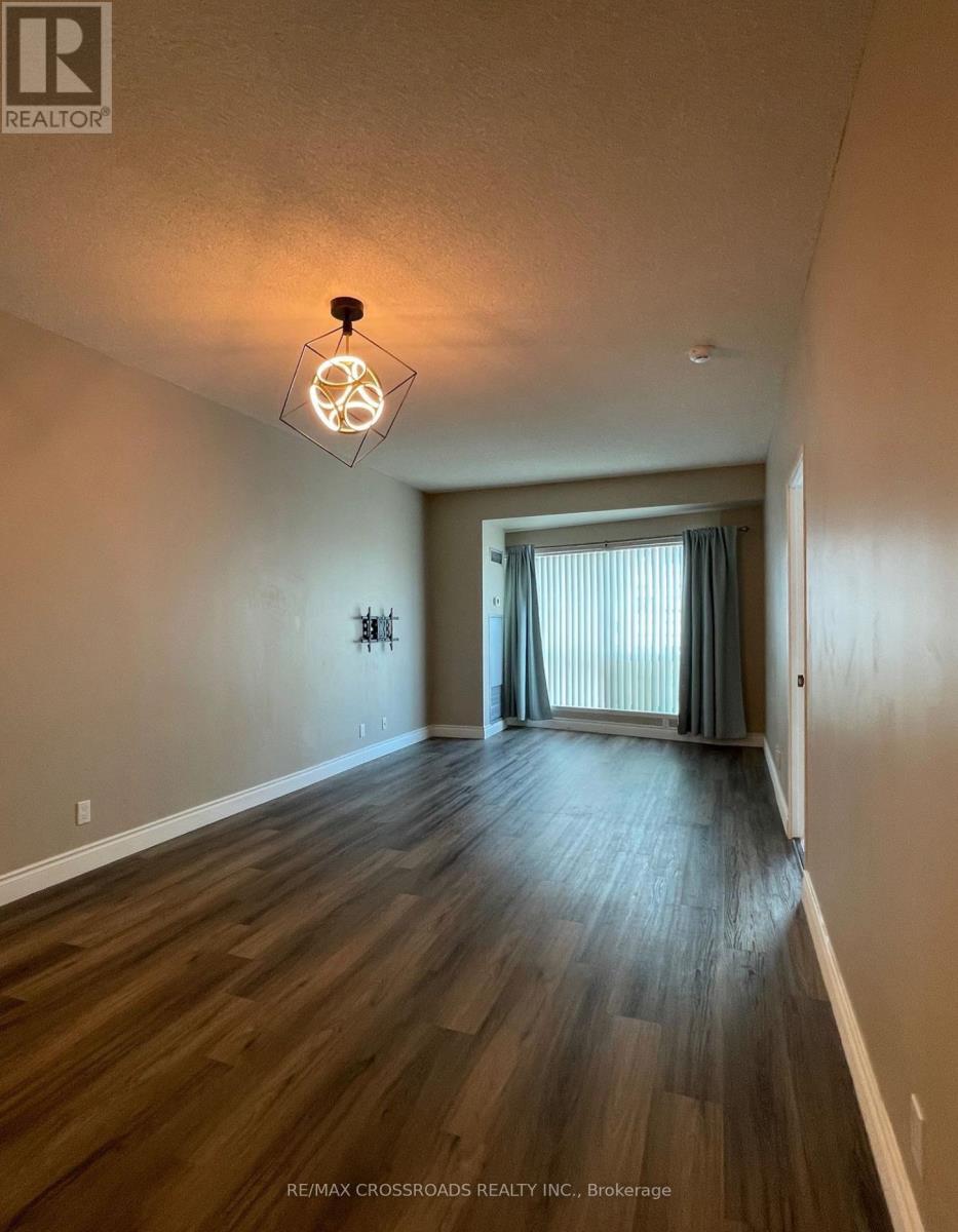 Ph108 - 18 Lee Centre Drive, Toronto, Ontario  M1H 3H5 - Photo 5 - E12478009