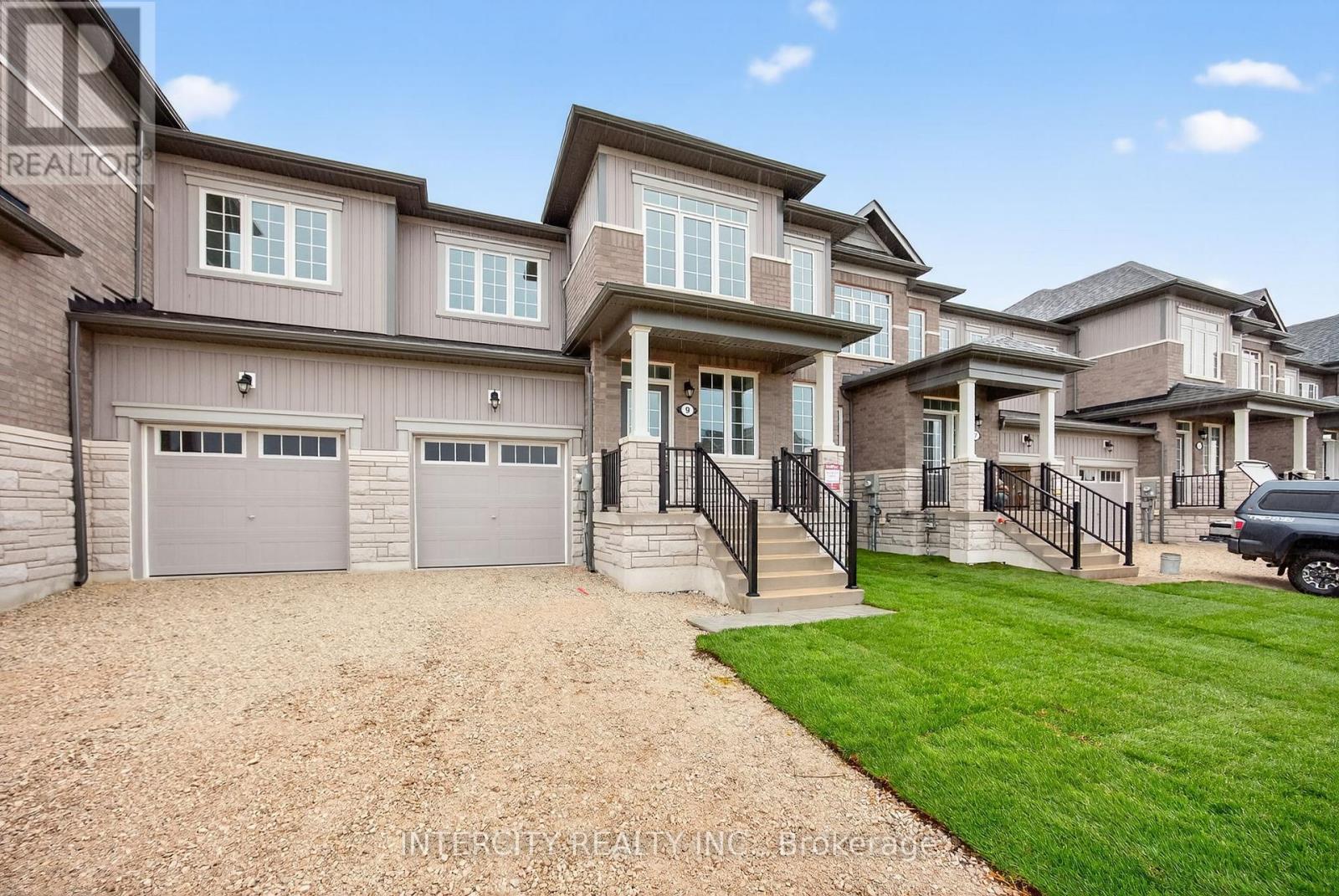9 Avalon Drive, Wasaga Beach, Ontario  L9R 0M2 - Photo 27 - S12477982