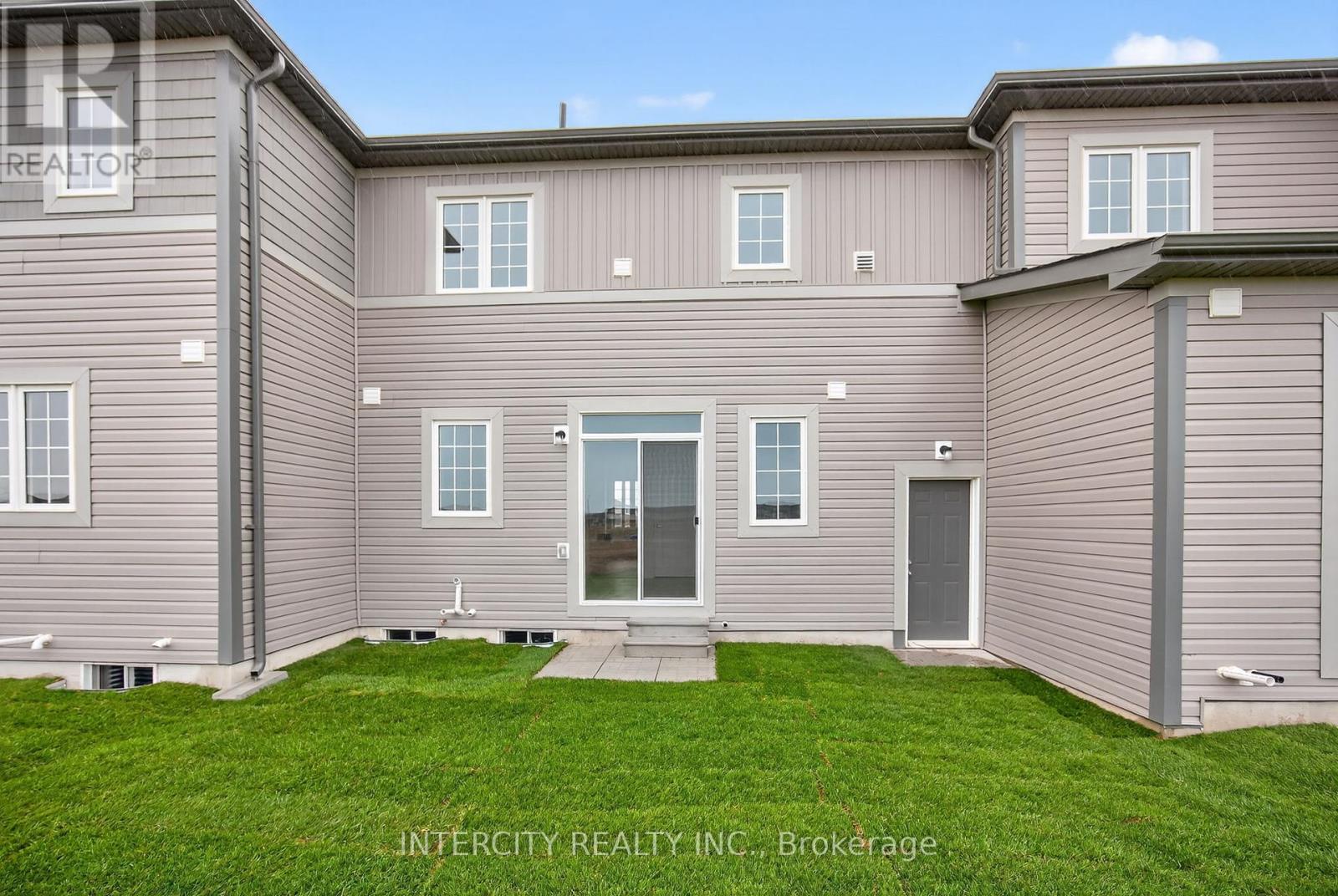 9 Avalon Drive, Wasaga Beach, Ontario  L9R 0M2 - Photo 29 - S12477982