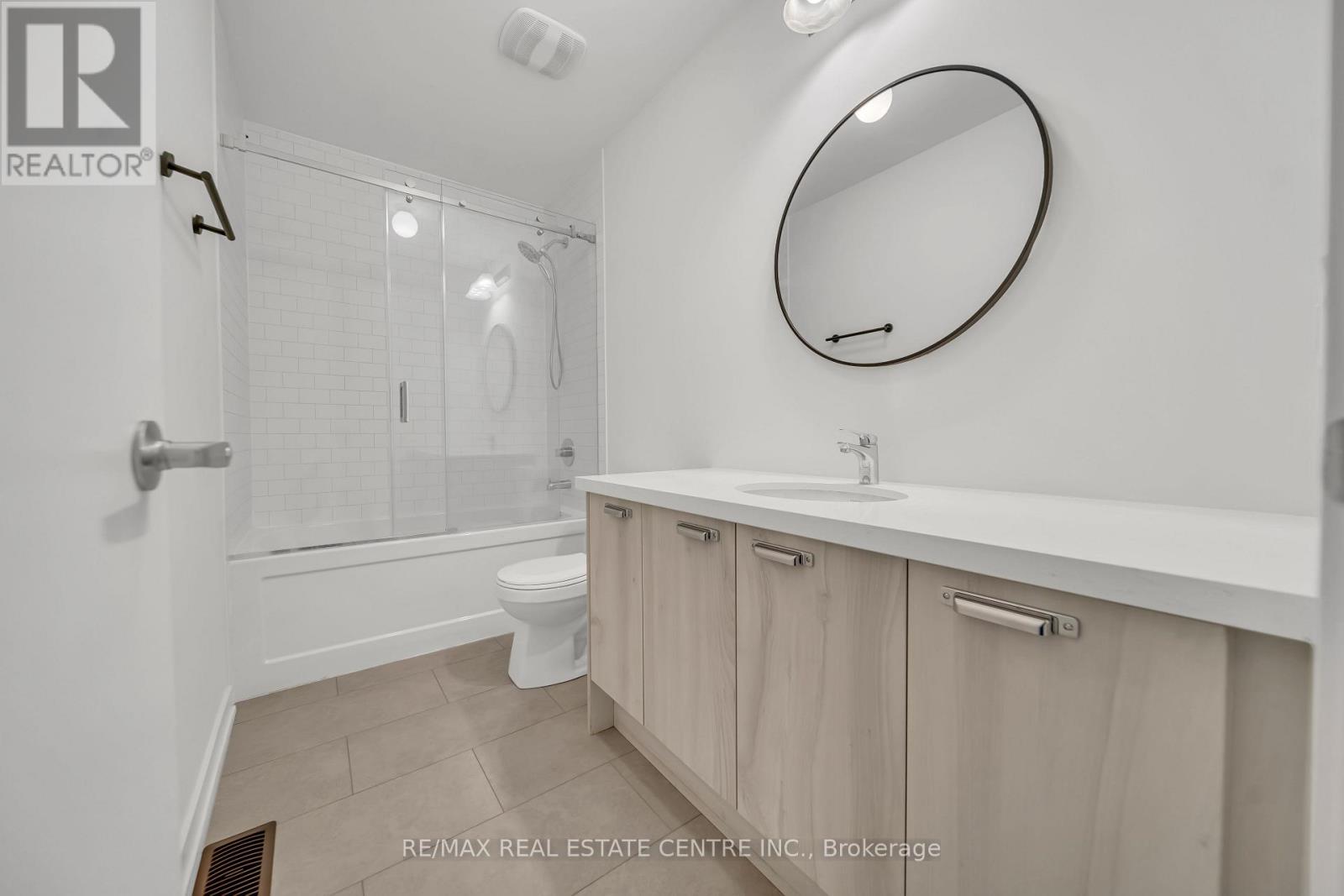 30 - 170 Attwater Drive, Cambridge, Ontario  N1R 5S2 - Photo 10 - X12470696