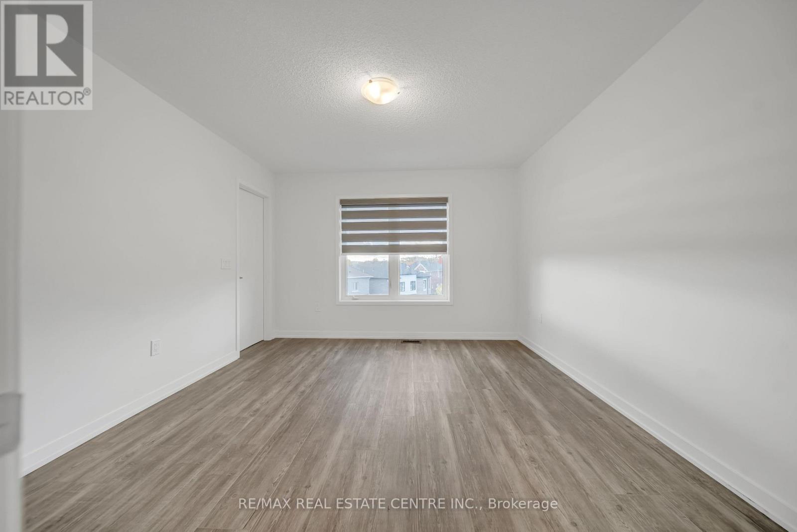 30 - 170 Attwater Drive, Cambridge, Ontario  N1R 5S2 - Photo 14 - X12470696