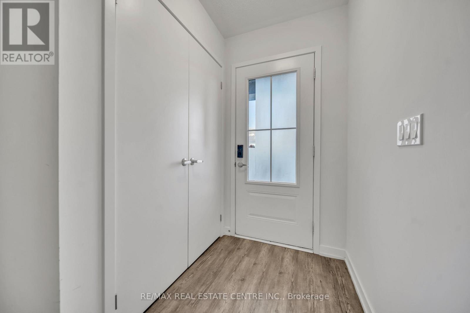 30 - 170 Attwater Drive, Cambridge, Ontario  N1R 5S2 - Photo 4 - X12470696