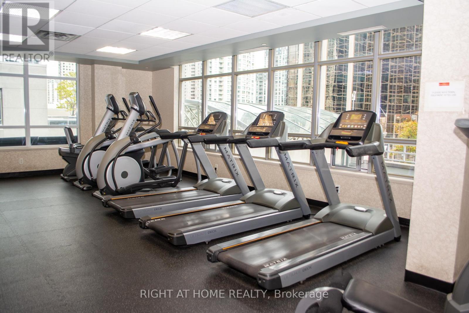 911 - 4968 Yonge Street, Toronto, Ontario  M2N 7G9 - Photo 13 - C12469378