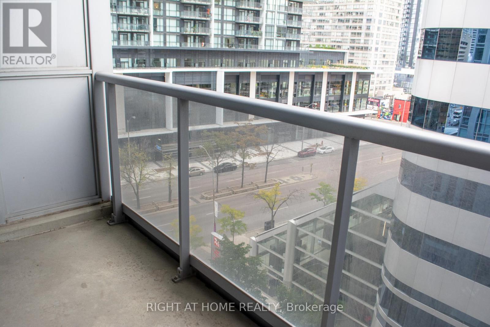 911 - 4968 Yonge Street, Toronto, Ontario  M2N 7G9 - Photo 12 - C12469378