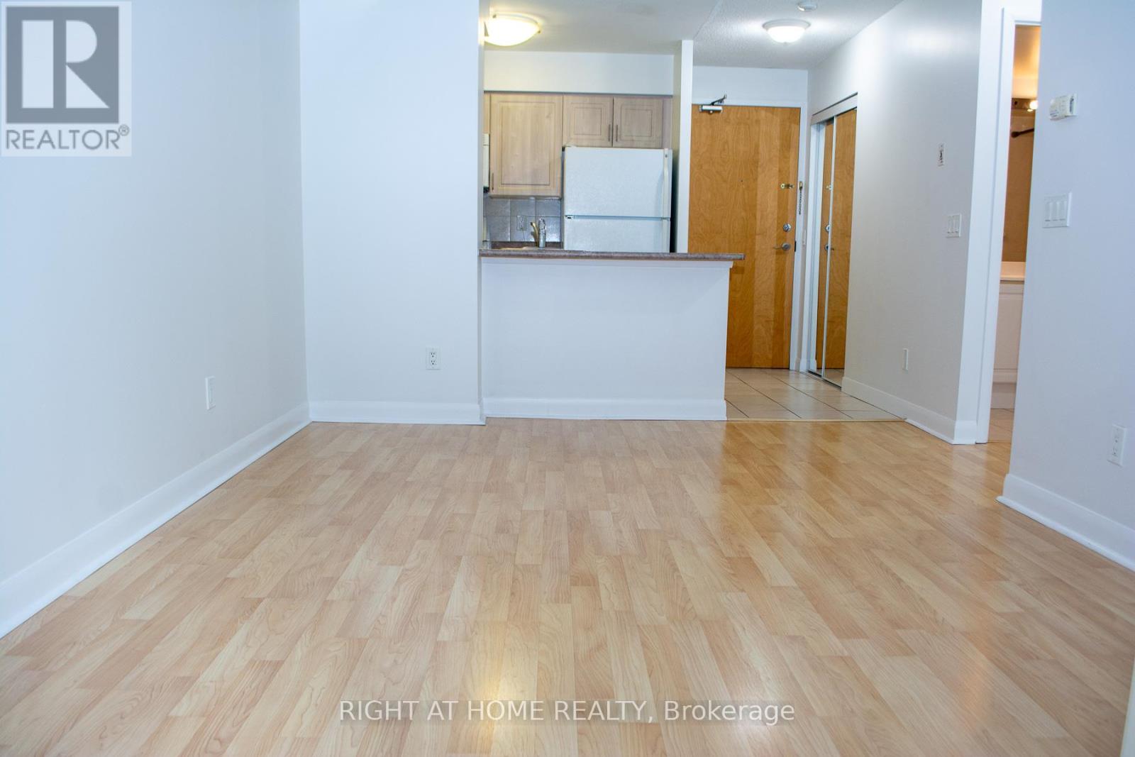 911 - 4968 Yonge Street, Toronto, Ontario  M2N 7G9 - Photo 5 - C12469378