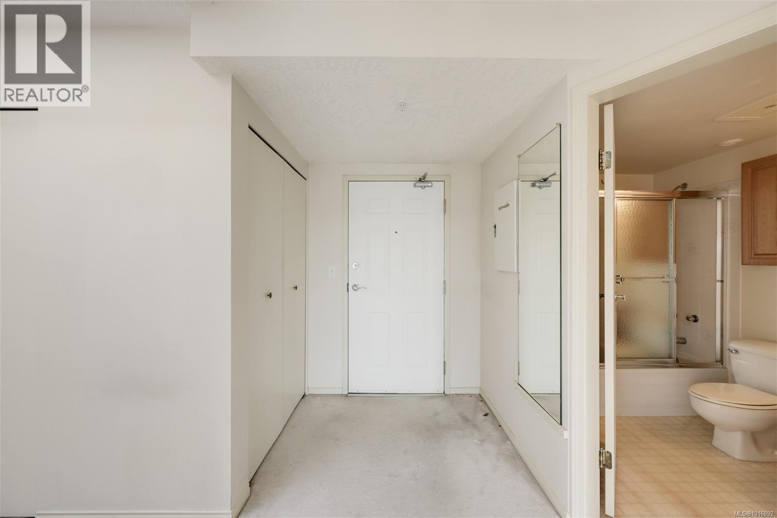 405 1063 Southgate St, Victoria, British Columbia  V8V 2Z1 - Photo 7 - 1016092