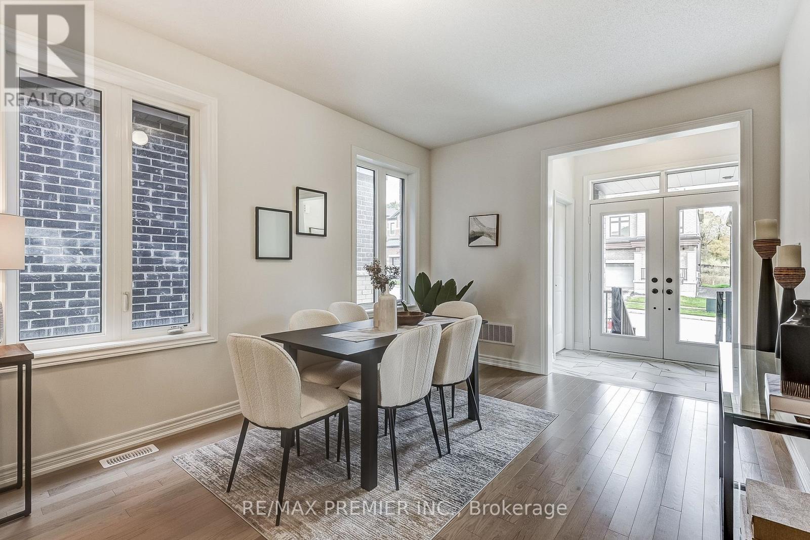 1267 Talisman Manor, Pickering, Ontario  L1X 0K4 - Photo 11 - E12446661