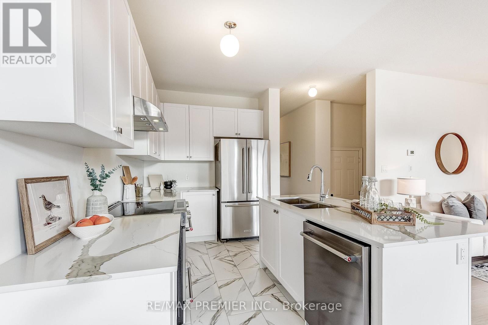 1267 Talisman Manor, Pickering, Ontario  L1X 0K4 - Photo 17 - E12446661