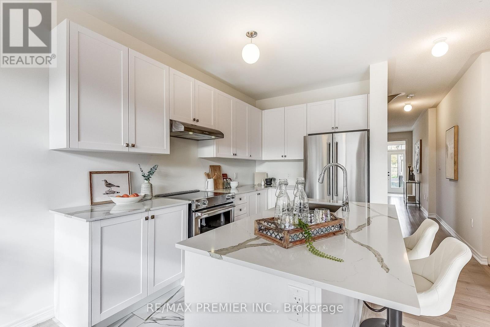 1267 Talisman Manor, Pickering, Ontario  L1X 0K4 - Photo 16 - E12446661