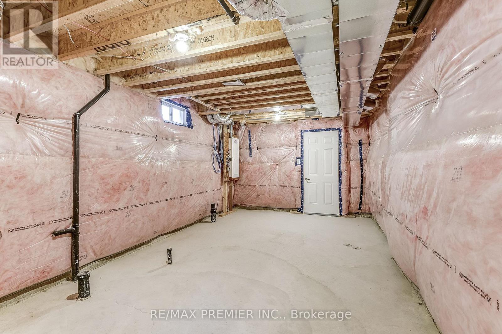 1267 Talisman Manor, Pickering, Ontario  L1X 0K4 - Photo 39 - E12446661