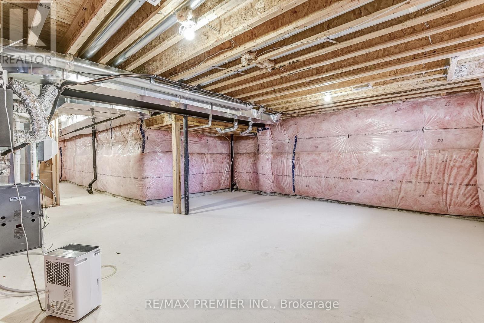 1267 Talisman Manor, Pickering, Ontario  L1X 0K4 - Photo 42 - E12446661