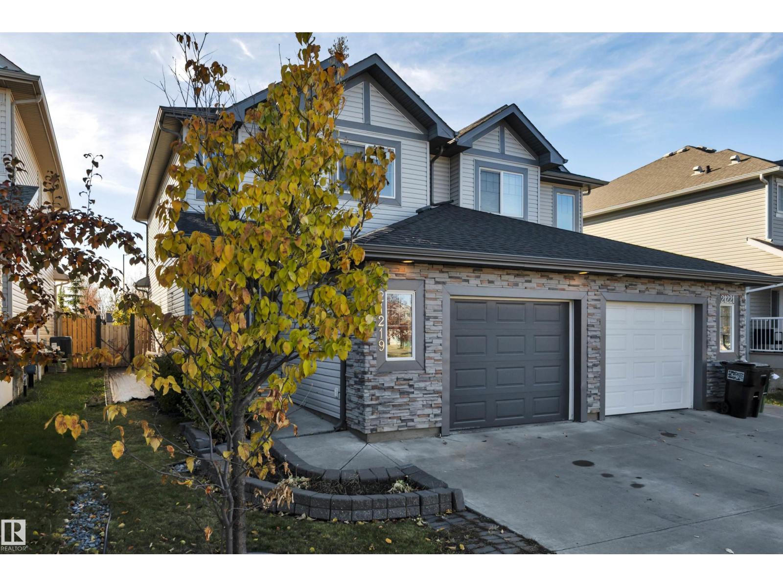 21219 94 Av Nw, Edmonton, Alberta  T5T 4E6 - Photo 2 - E4463199